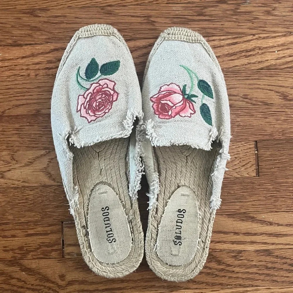 Soludos Vogue 125th Anniversary Limited Edition La Vie en Rose frayed mules - Picture 3 of 5